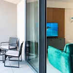Mercury Lovely W Pool Access By Arco Collection Apartment
