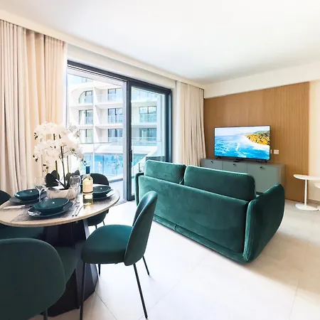 Apartment Mercury Lovely W Pool Access By Arco Collection Saint Julian's